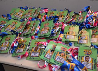 Secom começa entrega de crachás de profissionais de imprensa