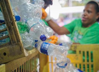 Mais de 1,3 tonelada de recicláveis é coletada no primeiro dia da Micareta de Feira 2025