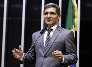 Raimundo Costa é um dos deputados baianos mais bem avaliados no Congresso
